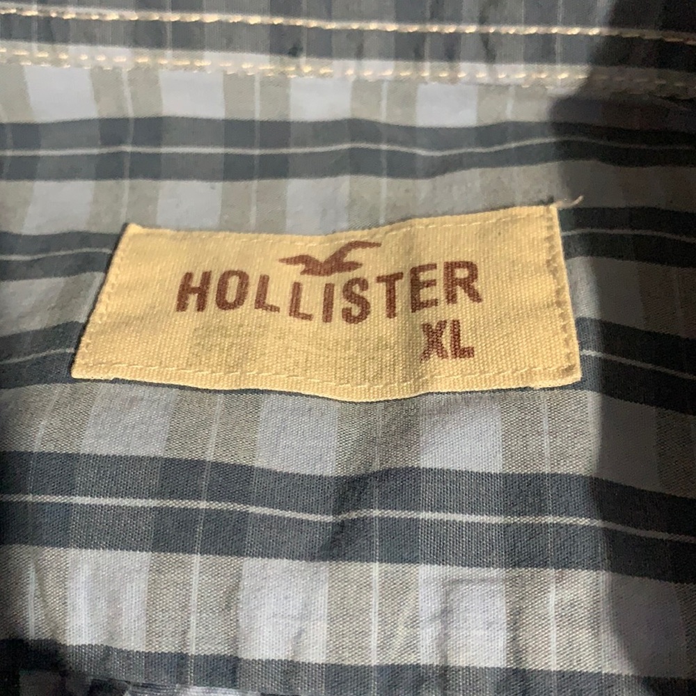 Hollister Plaid Button Down Short Sleeve Shirt - Picture 10 of 10